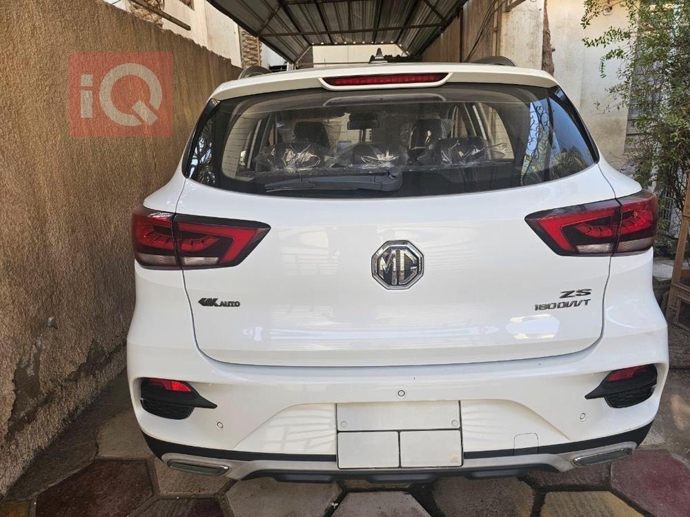 MG ZS